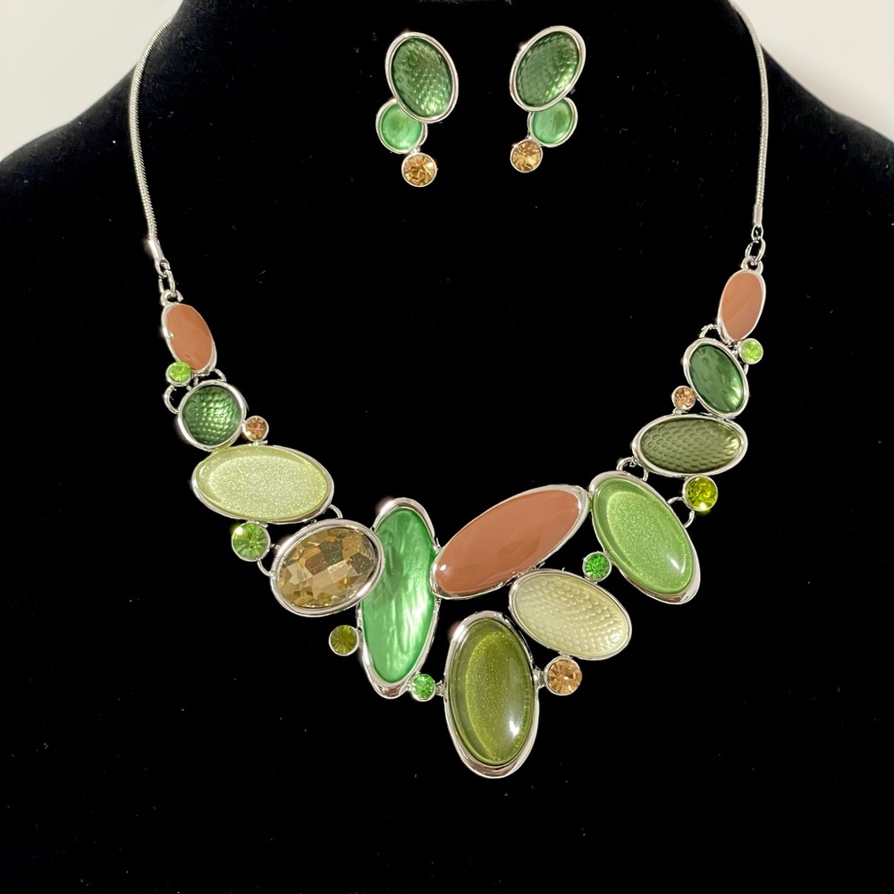 1176-Statement Metal Epoxy Necklace Set-Green/Multi
